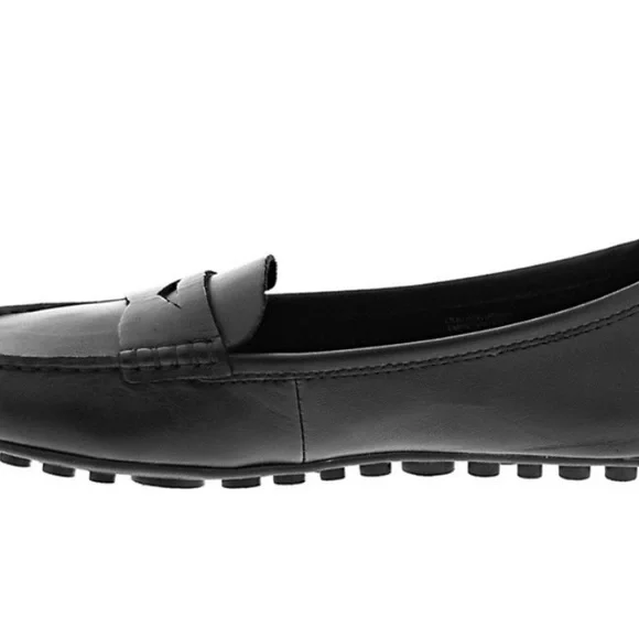 Born Black Leather Women's Penny Loafers - Picture 2 of 6